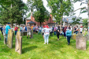 GravestonePres_027