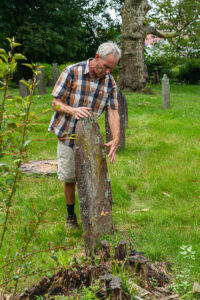 GravestonePres_037