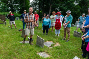 GravestonePres_043